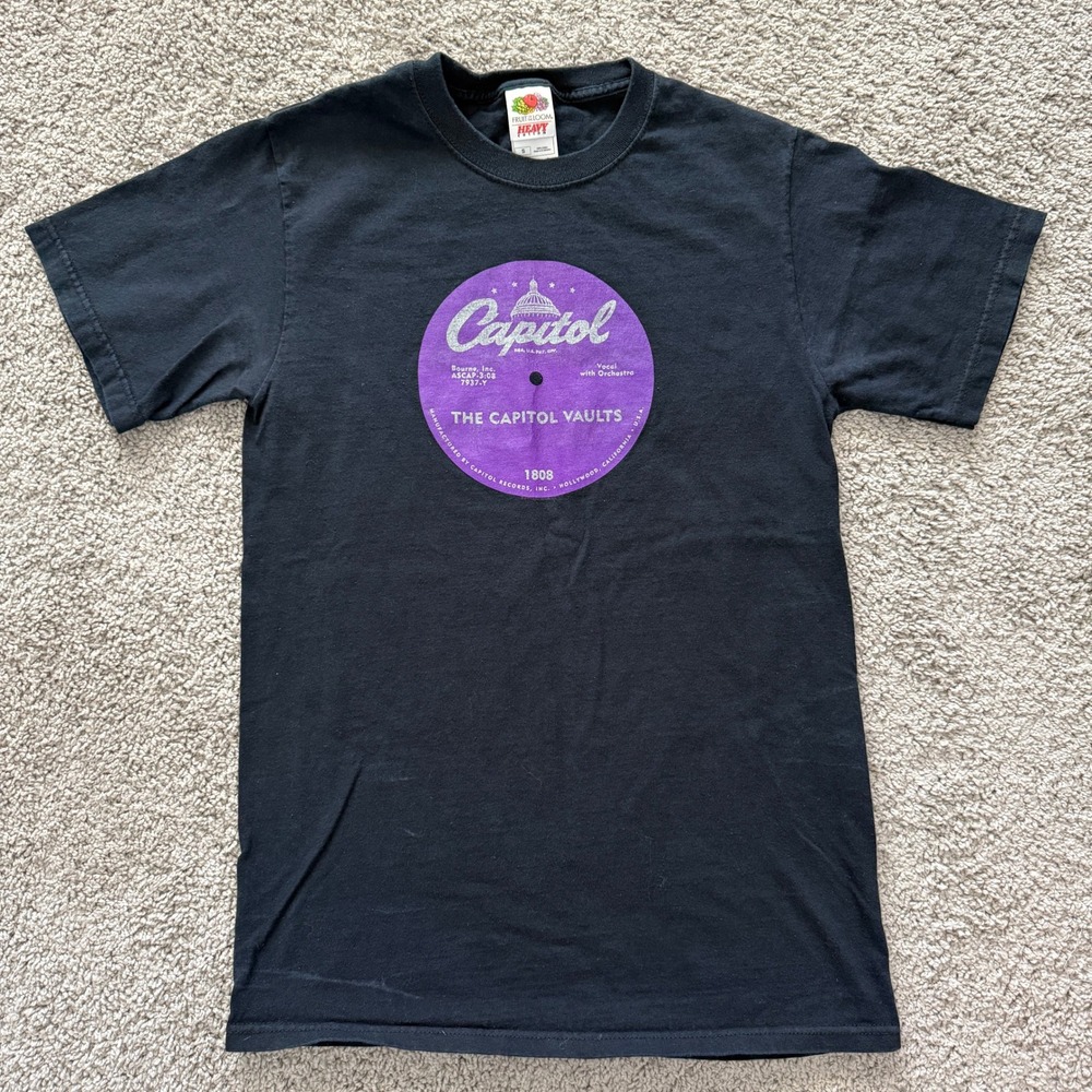 Fruit of the Loom Capitol Records The Capitol Vaults Graphic T-Shirt Black Small